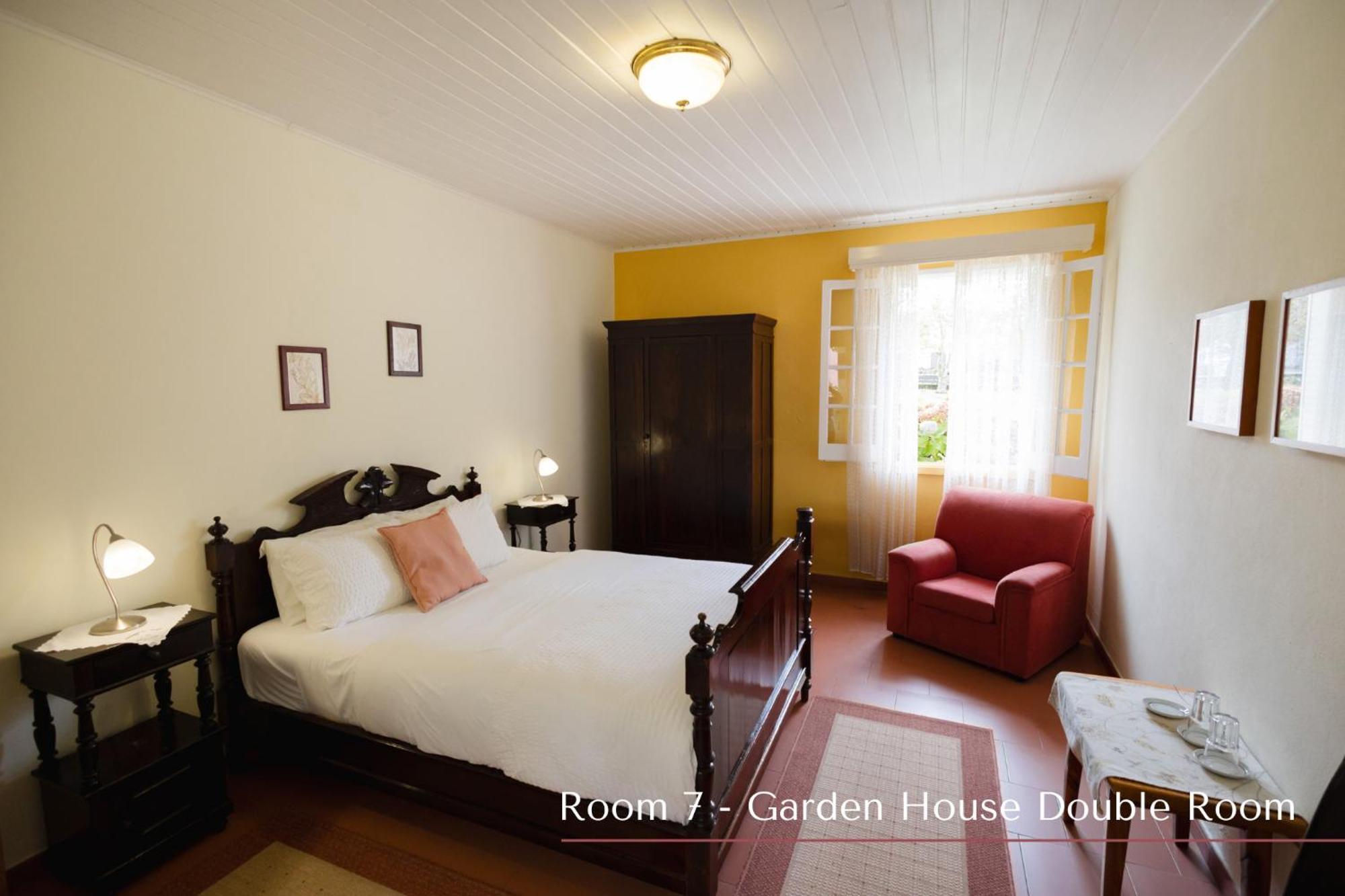 Solar De Lalem Bed & Breakfast Maia  ภายนอก รูปภาพ