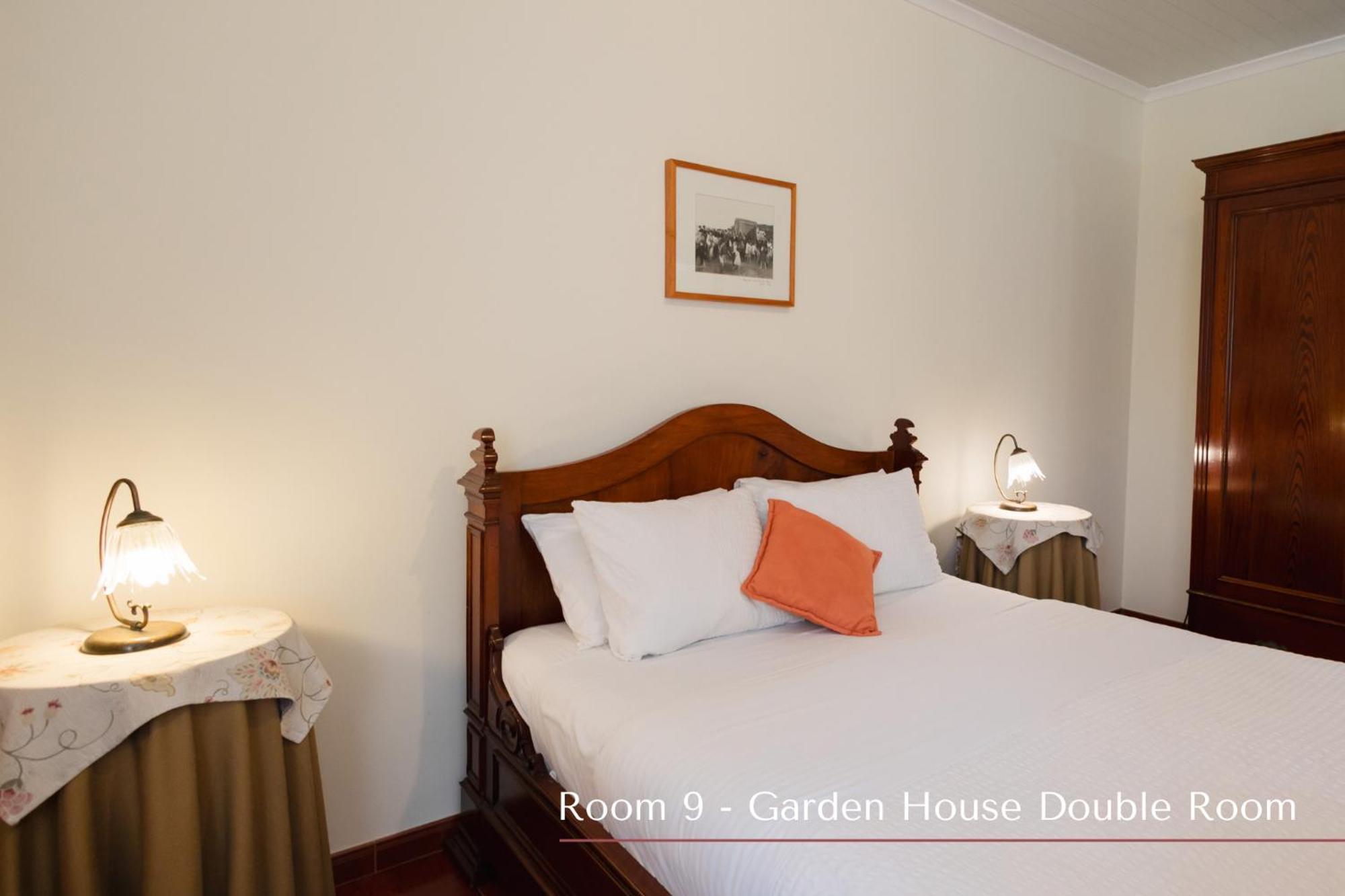 Solar De Lalem Bed & Breakfast Maia  ภายนอก รูปภาพ