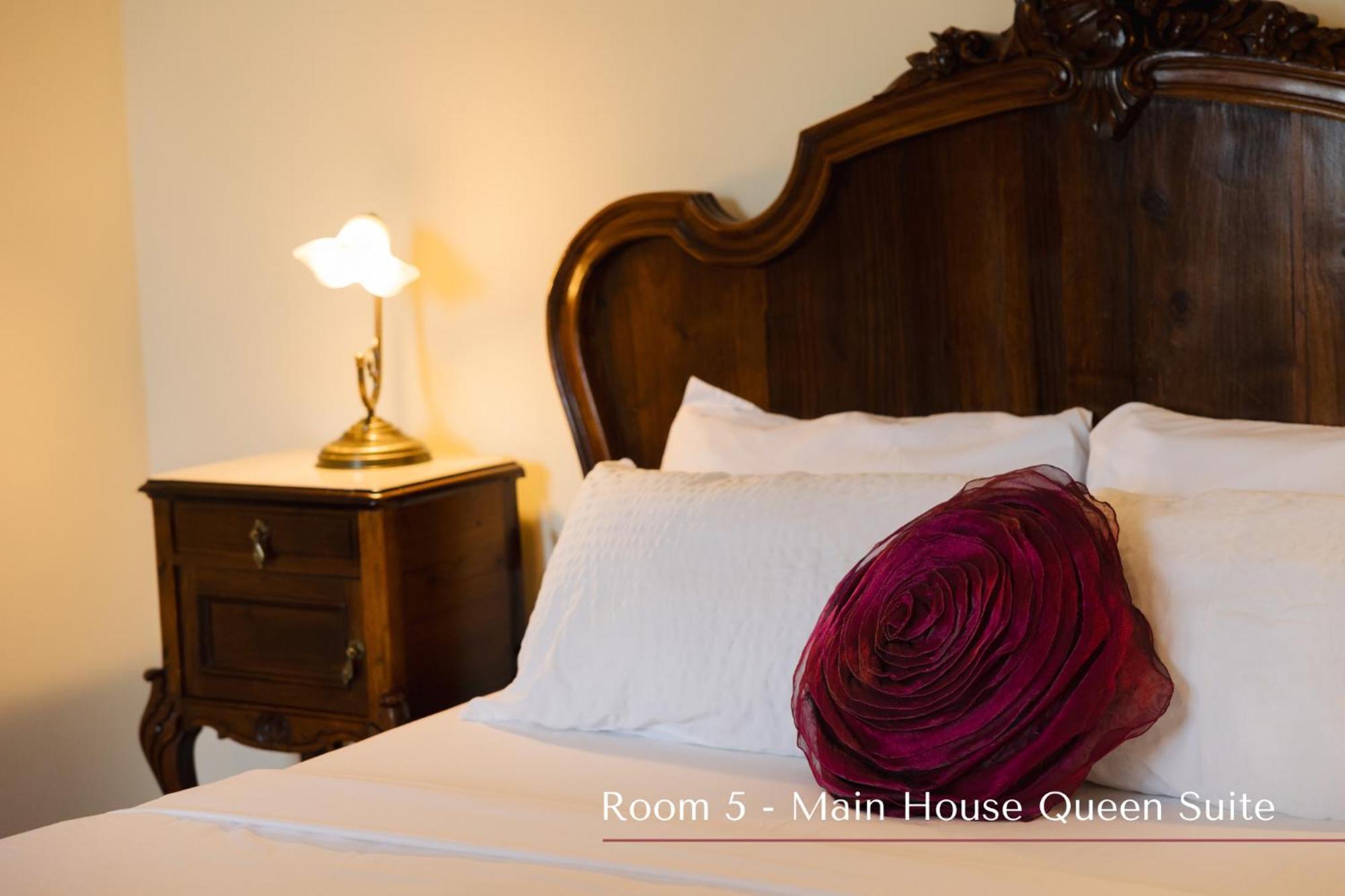 Solar De Lalem Bed & Breakfast Maia  ภายนอก รูปภาพ