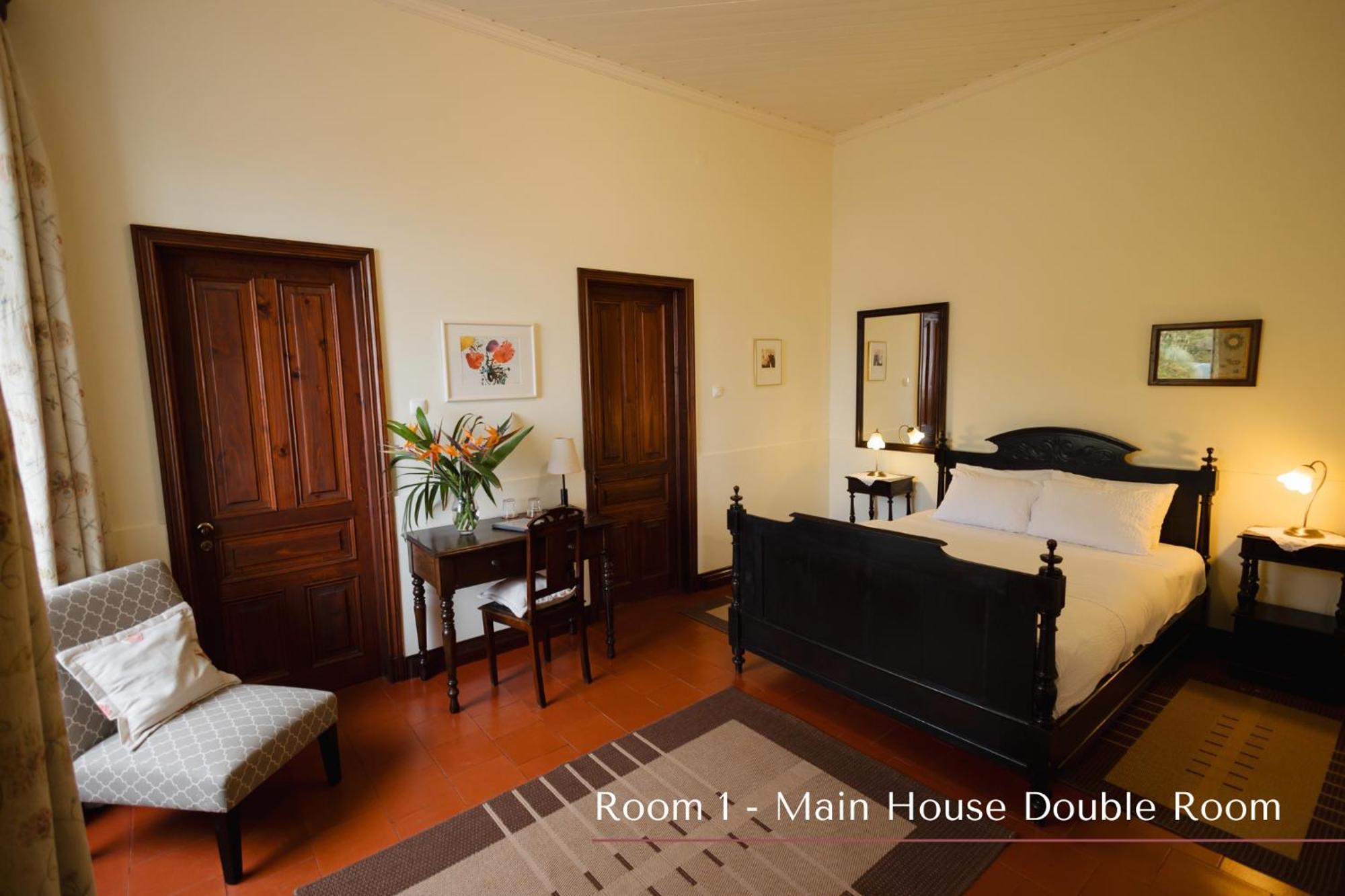 Solar De Lalem Bed & Breakfast Maia  ภายนอก รูปภาพ