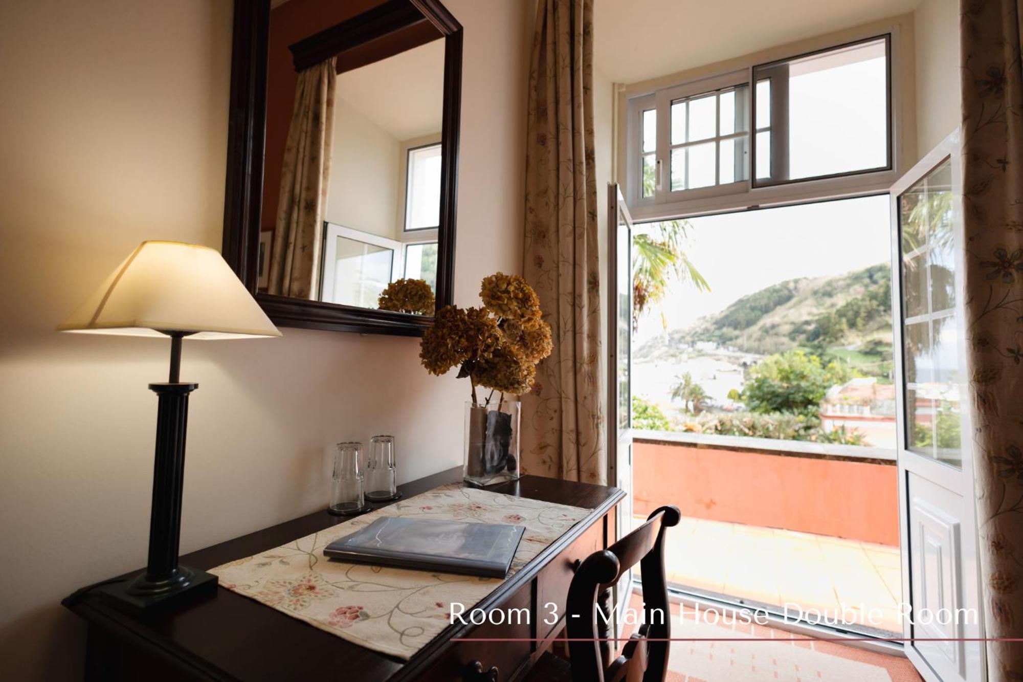 Solar De Lalem Bed & Breakfast Maia  ภายนอก รูปภาพ