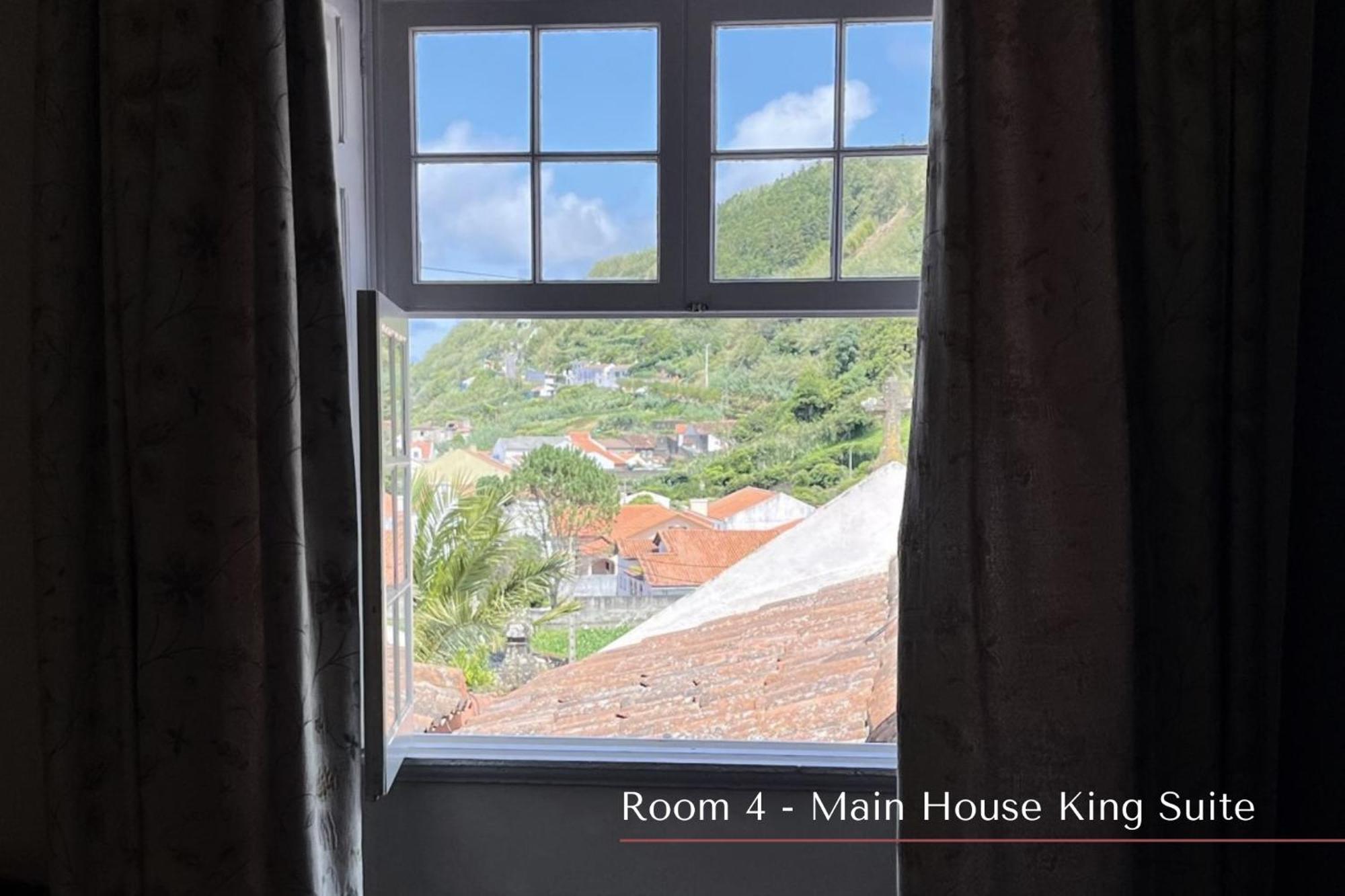Solar De Lalem Bed & Breakfast Maia  ภายนอก รูปภาพ