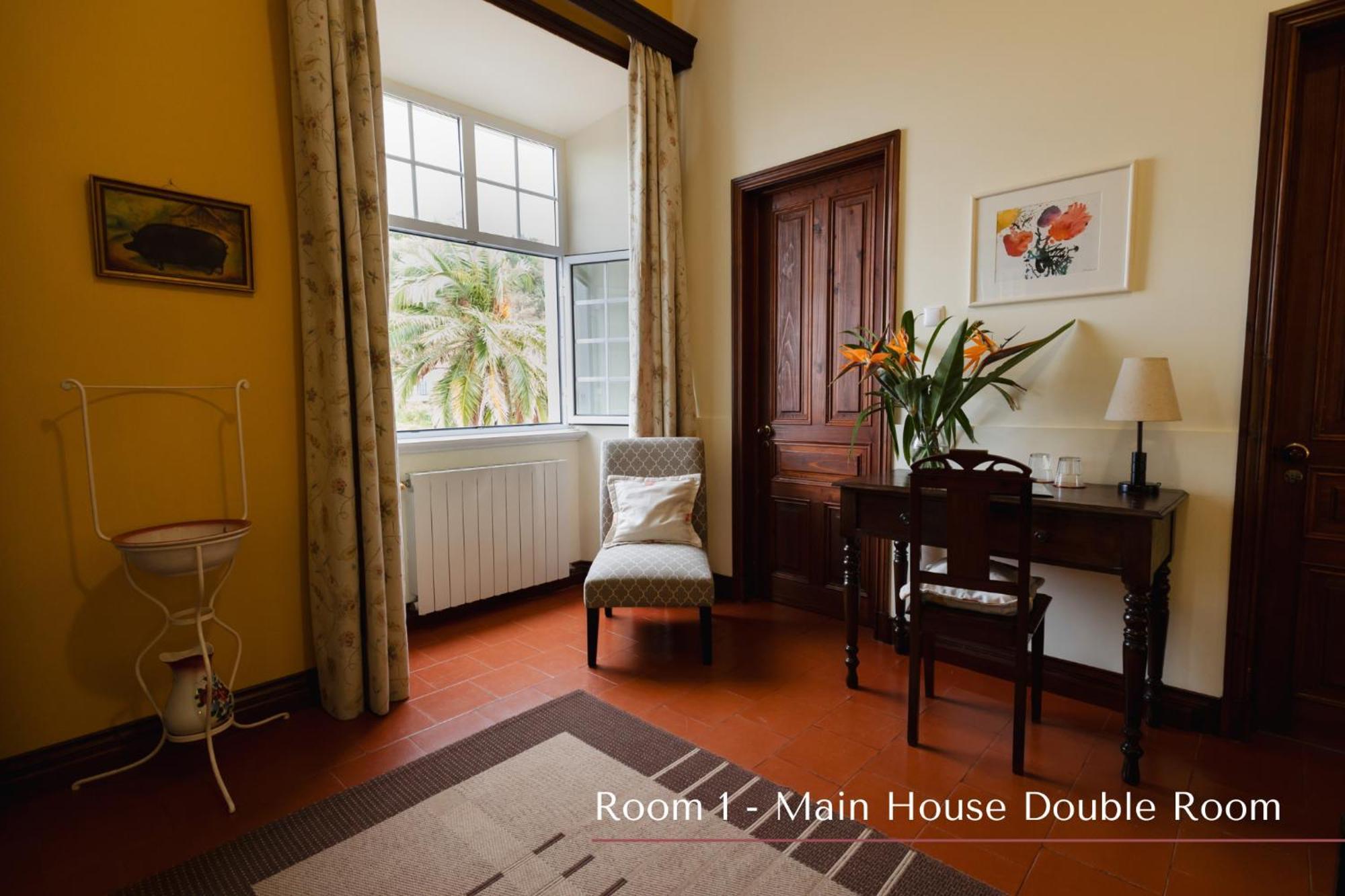 Solar De Lalem Bed & Breakfast Maia  ภายนอก รูปภาพ