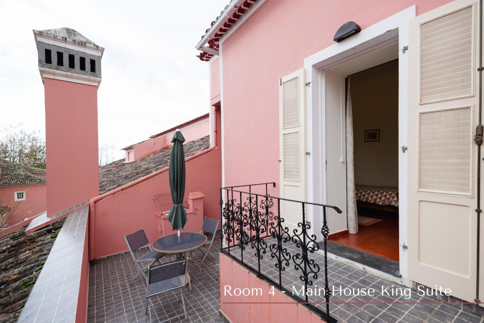 Solar De Lalem Bed & Breakfast Maia  ภายนอก รูปภาพ