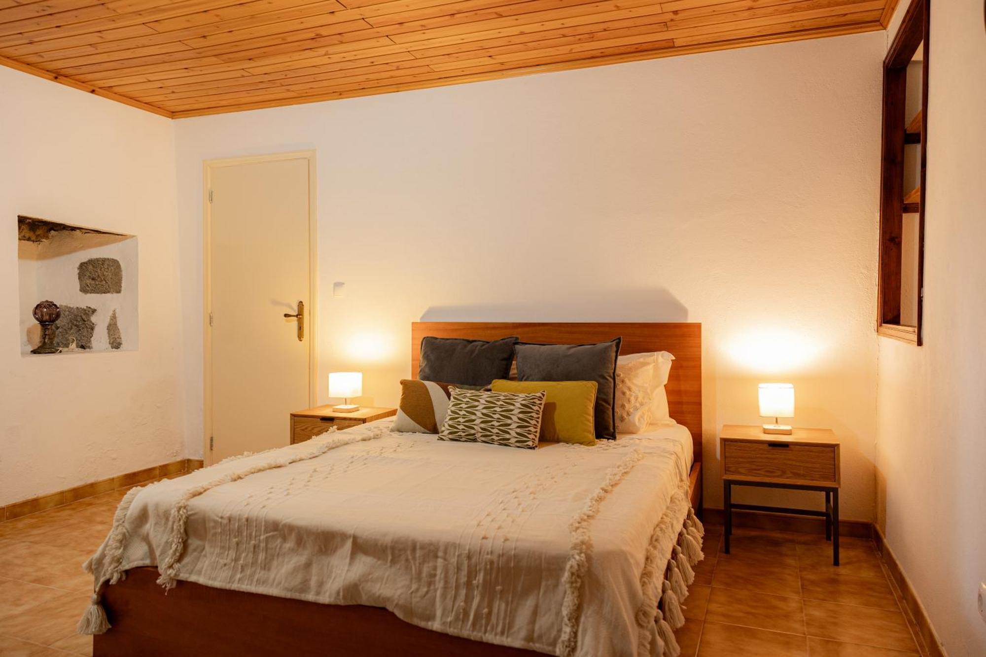 Solar De Lalem Bed & Breakfast Maia  ห้อง รูปภาพ